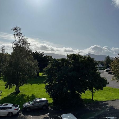 Spacious 2 Bedroom Apartment In Killarney Exterior foto