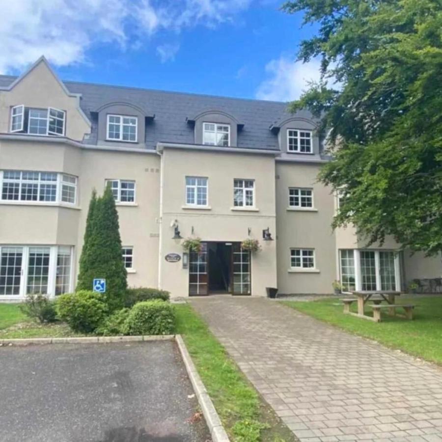 Spacious 2 Bedroom Apartment In Killarney Exterior foto
